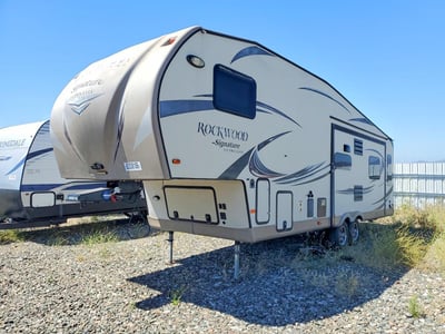 4X4FRLE20F1****** 2015 Forest River Real-lite / Rockwood Lite Weight Trailers