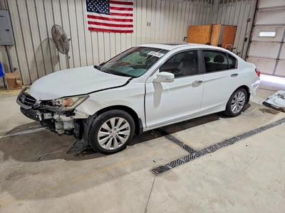 1HGCR2F70EA****** 2014 Honda Accord