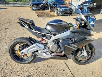 ZD4KSUG02RS****** 2024 Aprilia Rs