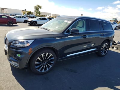 5LMYJ9YY5PN****** 2023 Lincoln Aviator