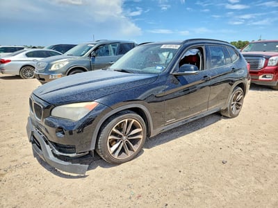 WBAVM1C56DV****** 2013 BMW X1