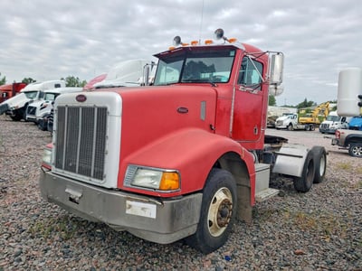 1XPGDU9XX1D****** 2001 Peterbilt 385