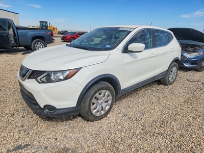 JN1BJ1CP0JW****** 2018 Nissan Rogue Sport