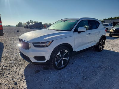 YV4162UK4K2****** 2019 Volvo XC40