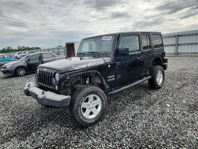 1C4BJWDG7JL****** 2018 Jeep Wrangler