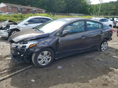 3KPFL4A70JE****** 2018 Kia Forte