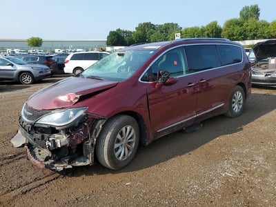 2C4RC1EG8JR****** 2018 Chrysler Pacifica