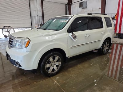 5FNYF4H94FB****** 2015 Honda Pilot