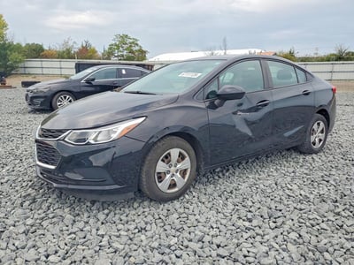 1G1BC5SMXH7****** 2017 Chevrolet Cruze