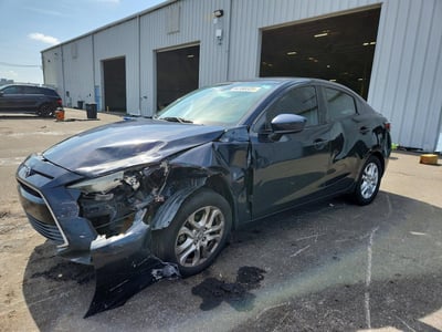 3MYDLBYV9HY****** 2017 Toyota Yaris