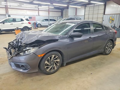 2HGFC2F82JH****** 2018 Honda Civic