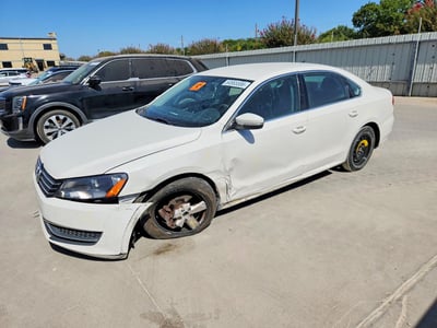 1VWBT7A39EC****** 2014 Volkswagen Passat