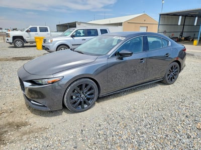 JM1BPBAY4M1****** 2021 Mazda 3