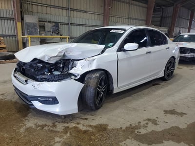 1HGCR2F16HA****** 2017 Honda Accord