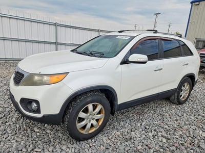 5XYKT3A63CG****** 2012 Kia Sorento