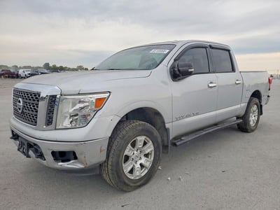 1N6AA1EJ1JN****** 2018 Nissan Titan