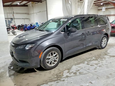 2023 Chrysler Voyager