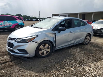 1G1BC5SMXH7****** 2017 Chevrolet Cruze