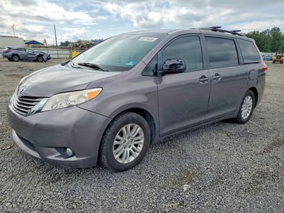 5TDYK3DC0ES****** 2014 Toyota Sienna