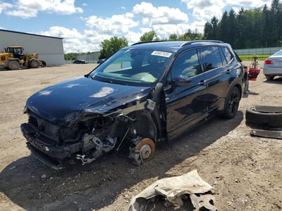 3VV8B7AX1RM****** 2024 Volkswagen Tiguan