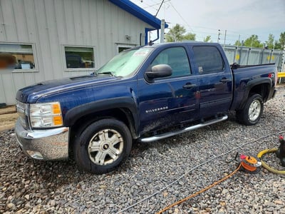 1GCPKSE75CF****** 2012 Chevrolet Silverado