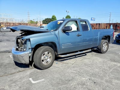 1GCRCSE00DZ****** 2013 Chevrolet Silverado 1500