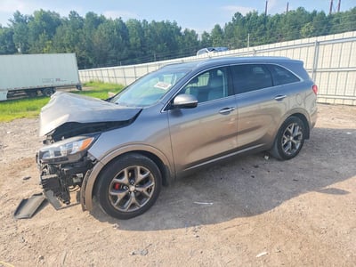5XYPK4A59GG****** 2016 Kia Sorento