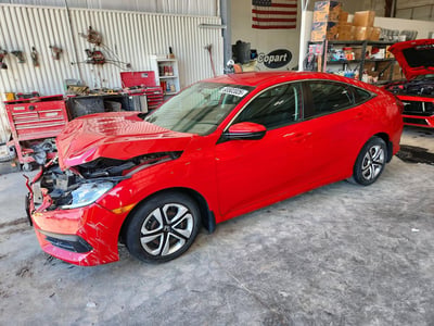 2HGFC2F55JH****** 2018 Honda Civic