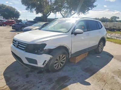 3VV1B7AX7JM****** 2018 Volkswagen Tiguan