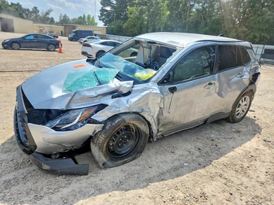 7MUAAAAGXPV****** 2023 Toyota Corolla Cross