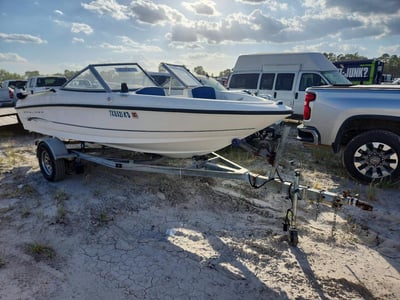 BBB37UC***** 2005 Bayliner Boat