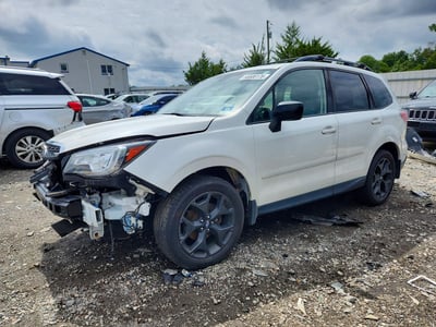 JF2SJAGCXJH****** 2018 Subaru Forester