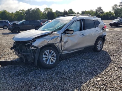 5N1AT2ML8FC****** 2015 Nissan Rogue