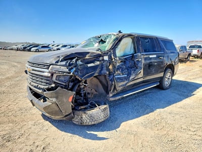 1GNSKCKD6NR****** 2022 Chevrolet Suburban