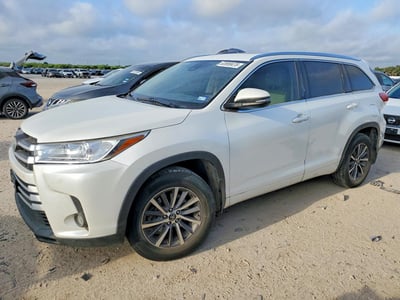 2017 Toyota Highlander