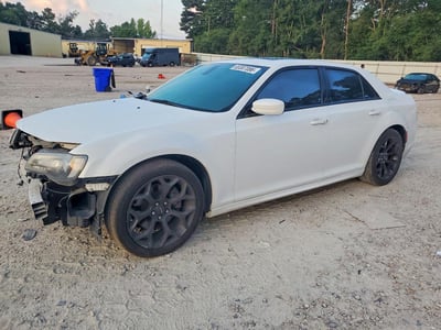 2C3CCABT8LH****** 2020 Chrysler 300s