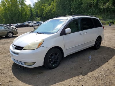 2004 Toyota Sienna