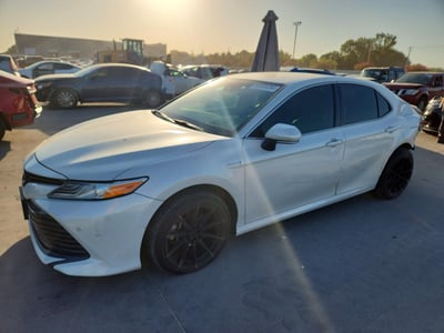 4T1B21HK1JU****** 2018 Toyota Camry Hybrid