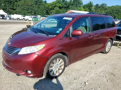 5TDDK3DC6FS****** 2015 Toyota Sienna