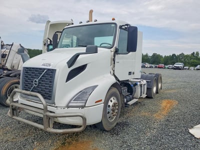 4V4WC9EH2KN****** 2019 Volvo Vnr64t