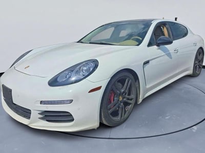 WP0AA2A72FL****** 2015 Porsche Panamera