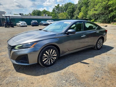2025 Nissan Altima