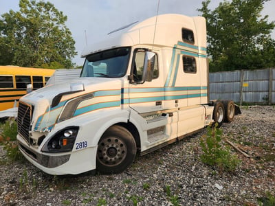 4V4NB9EH6JN****** 2018 Volvo VNL