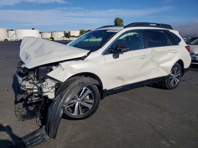 4S4BSANC3J3****** 2018 Subaru Outback