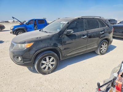 5XYKT4A18BG****** 2011 Kia Sorento