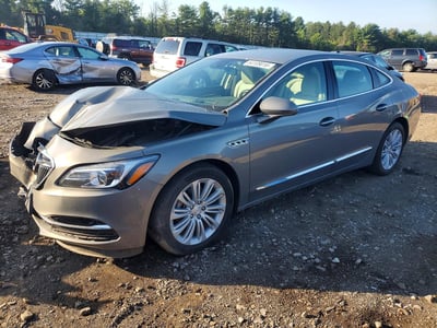 1G4ZR5SZ8JU****** 2018 Buick LaCrosse