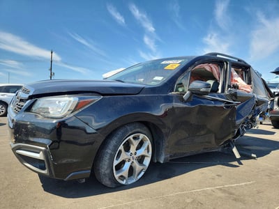 JF2SJAWC2JH****** 2018 Subaru Forester