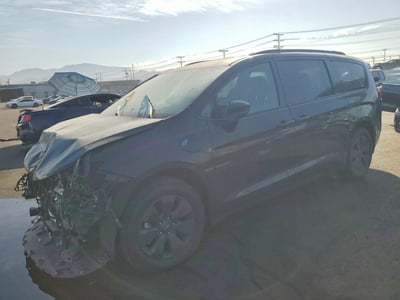 2C4RC1H77KR****** 2019 Chrysler Pacifica Hybrid
