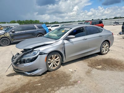 1C3CCCAB2GN****** 2016 Chrysler 200