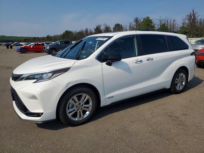 5TDDSKFC1MS****** 2021 Toyota Sienna Hybrid